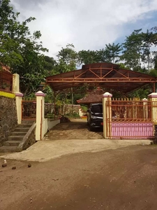 Di Jual Vila murah Jarang ada lokasi dekat ke kota Bandung