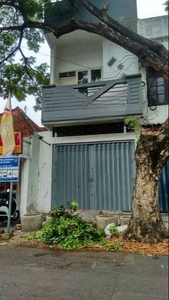 Disewakan Ruko Di Jalan Makam Peneleh Surabaya KT