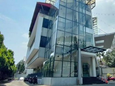 Gedung Kantor 4 Lantai di Mainroad JL Setiabudhi SHM Bagus