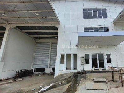 Gudang Baru di Delta Silicon Cikarang