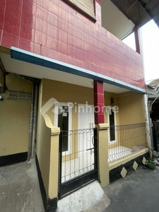 Disewakan Rumah 2 Lantai Di Petukangan Selatan di Jl. Damai Raya Gg Rokiah Masjid Al Huda Rp25 Juta/tahun | Pinhome