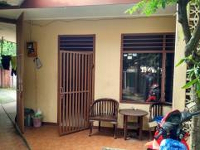 Kost Putra Nungky Family