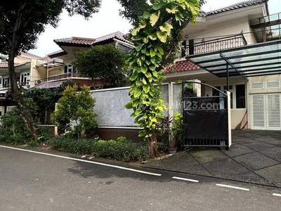 Rumah Bagus Sangat Terawat siap huni di Pondok indah