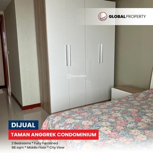 Dijual Apartemen di Taman Anggrek Condominium Fully Furnished, 2 Bedroom, Middle Floor - Jakarta Barat