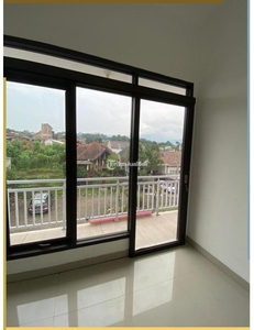 Dijual Rumah Baru LT106 LB80 2 Lantai 3KT 2KM Siap Huni Harga Terjangkau - Bandung Jawa Barat