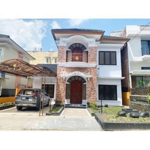 Dijual Rumah LT200 LB240 5KT 3KM di Perumahan OPI Jakabaring - Banyuasin Sumatera Selatan