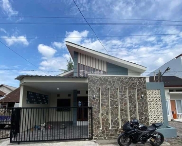 Dijual Rumah Minimalis Modern Seputaran Jalan Kaliurang Km 10 - Sleman Yogyakarta