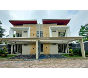 Jual Rumah Mewah Modern 2 Lantai Baru Tipe 100 dekat Pakuwon Mall - Sleman Yogyakarta