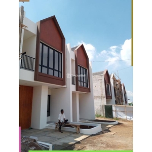 View Terbaik Rumah Baru 2 Lantai Perumahan Cluster Skandinavia Lokasi Cipadung Dkt Cicaheum - Bandung Jawa Barat