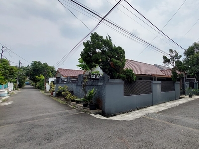 Dijual Rumah siap huni di pesanggrahan jakarta selatan