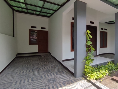 Dijual Rumah Terawat siap Huni