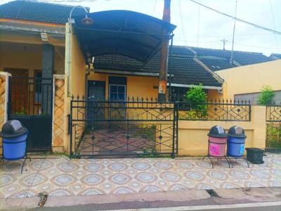 Dijual Rumah Bagus Ngronggo, Kota Kediri Pinggir Aspal