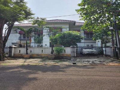 Dijual rumah secondary KEBAYORAN BARU, Jaksel