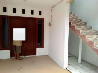 Rumah 2 Lantai dgn 3 Kamar Tidur di Komplek DKI Pondok Kelapa