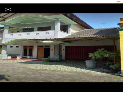 Rumah 2 Lantai Di Kawasan Premium Jl Damai