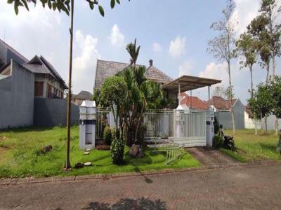 Rumah Bagus di Graha Golf Utama Araya Malang