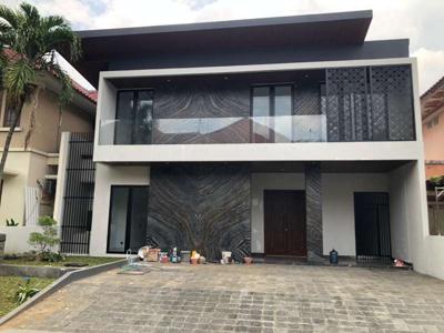Rumah Baru Minimalis Hadap Selatan Pakuwon Indah SHM