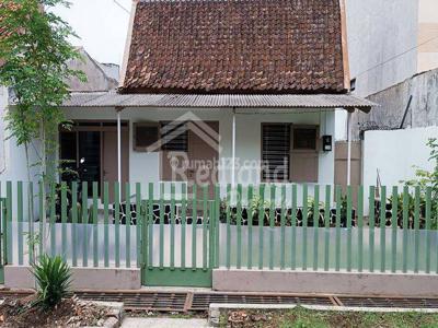 Rumah di Jl Mangga , Semarang Vn 5216