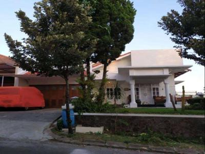 Rumah Mewah 2Lantai Dengan Kolam Pribadi di Kawasan Elite Dago Bandung