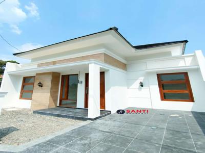 Rumah Minimalis modern di Jalan Kaliurang km 12 dekat UII, Al Azhar Ca