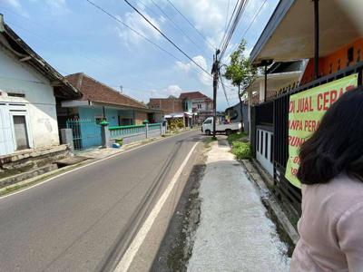 Rumah minimalis pinggir jalan Malang kota