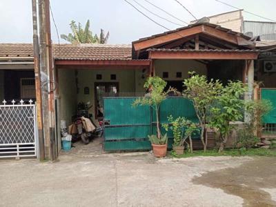 Rumah siap Huni dlm perumahan secondery Mekarsari depok.