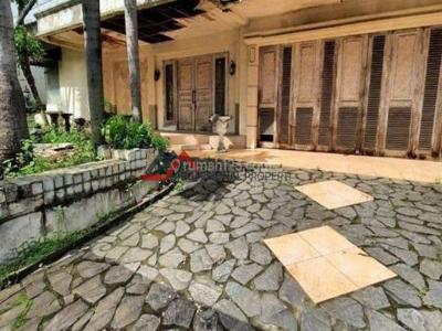 Rumah Tua Hitung Tanah Harga Menarik Di Cipete. Jakarta Selatn