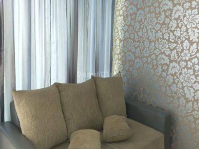 Sewa Apartemen Thamrin Residence 2 Bedroom Lantai Tinggi Furnished