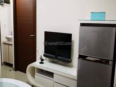 Sudirman Suites Apartemen 2 Kamar Tidur Furnished Bagus