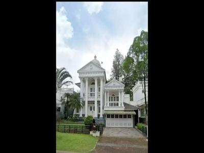 Dijual rumah white house boulevard legenda wisata cibubur