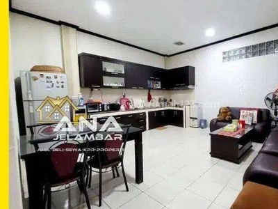 ANA RUMAH 3.5LT LUAS 5.5X19M SEMIFURNISH DI JELAMBAR