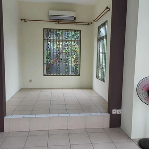 Dijual Rumah 2 Lantai Hook Siap Huni Di Lippo Utara