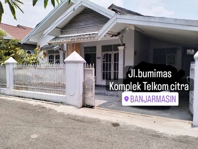 Dijual rumah di jl.Bumi Mas komplek Telkom citra km.4,5 Banjarmasin