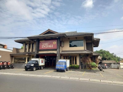Dijual Rumah Hook Komersial Lokasi Strategis Jl Utama Bintaro