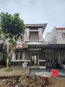 DIJUAL VILLA JALAN JAMIN GINTING KOMPLEK VILLA ZEQITA RESIDENCE