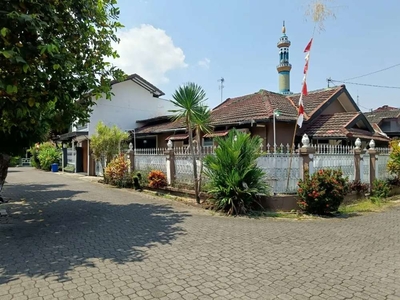 DIKONTRAKKAN RUMAH DALAM PERUMAHAN DI KOTA JOGJA ONE GATE SYSTEM