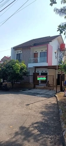 DISEWA RUMAH MEGAH 2 LANTAI KOMPLEK ARIA GRAHA SOEKARNO HATTA BANDUNG