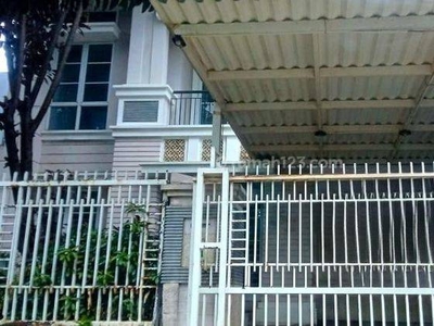 Disewakan Rumah Cantik Siap Huni di Kota Wisata Cibubur