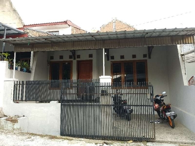 JUAL CEPAT Rumah super murah di komplek Puri Cipageran Indah Cimahi