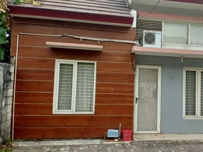 Murah! Rumah One Gate Siap Huni Simpang Darmo Permai Full Furnish