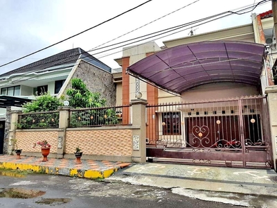 Rumah 2 Lantai Jalan Utama Kembar Dharmahusada Mas, Mulyorejo Surabaya