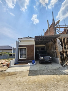 Rumah 400 jutaan di cihanjuang sariwangi dekat tol pasteur dan polban