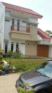 RUMAH BAGUS HARGA BAGUS DI ROYAL GARDEN REGENCY KOTA BATU.