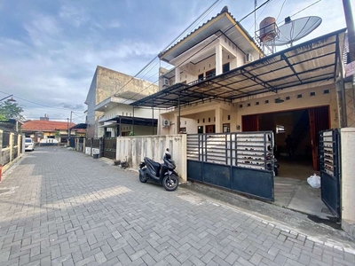 Rumah besar luas jl. Kaliurang km 12