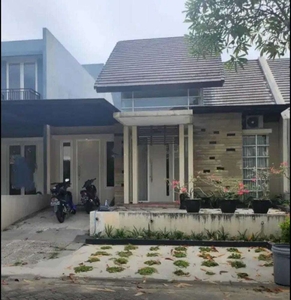 Rumah Citraland Golf Avenue Surabaya Row Lebar 3 Mobil