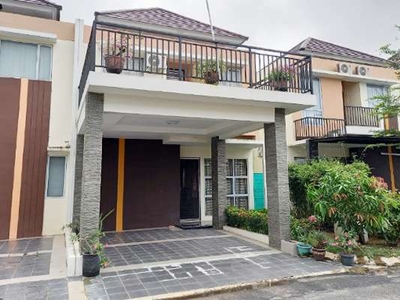 Rumah Dijual Di Batam Puri Selebriti 2 Lantai Full Renovasi Di Bandara