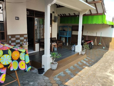 Rumah Jalan Monjali Sleman Yogyakarta Heintje Aryadi Ahli Akupuntur di