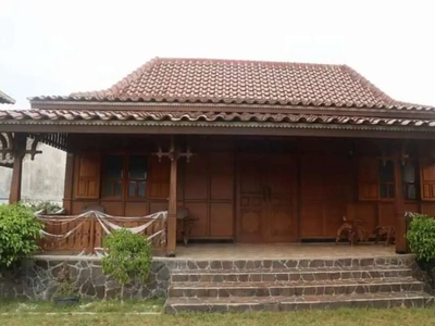 Rumah Joglo Bangunan Baru dekat Pusat Kota Semarang