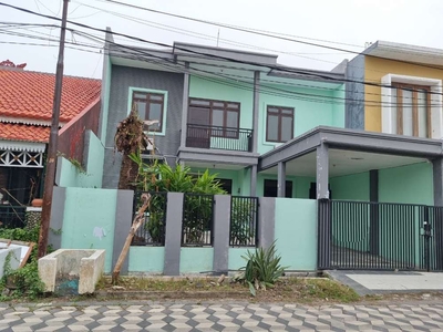Rumah Medokan Asri Minimalis Bersih Lingkungan Nyaman Surabaya Timur