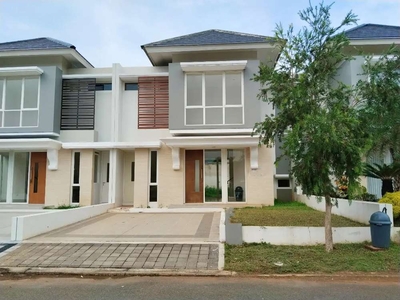 Rumah Victoria Valley Bsb City Semarang